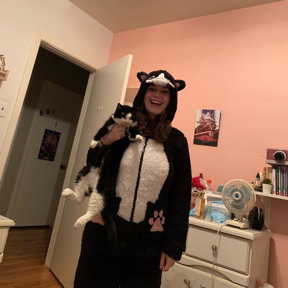 Meet your Posher, Brianna - Picture 1 of 1